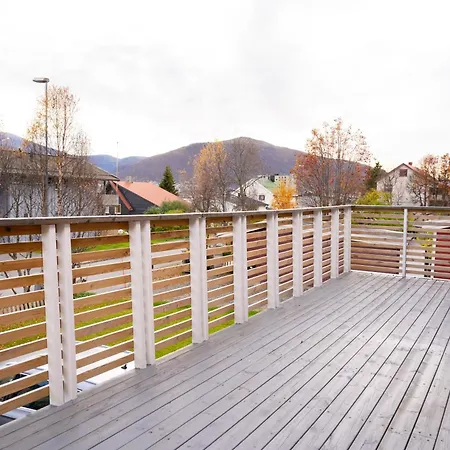Apartment House With A Balcony View Of The Mountains *